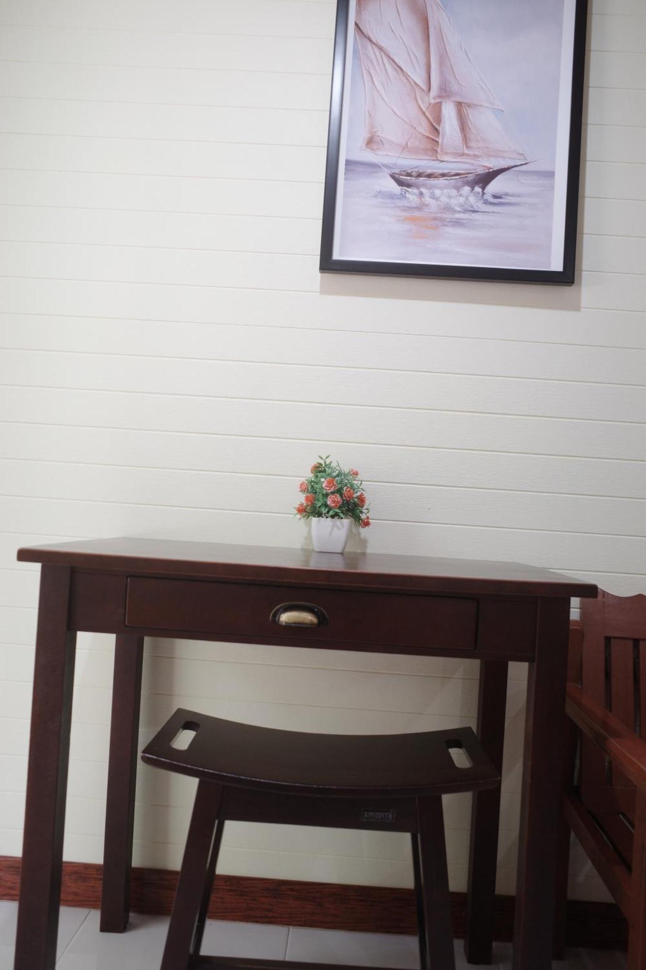 Haad Somboon House Hotel Bang Saphan Exterior photo